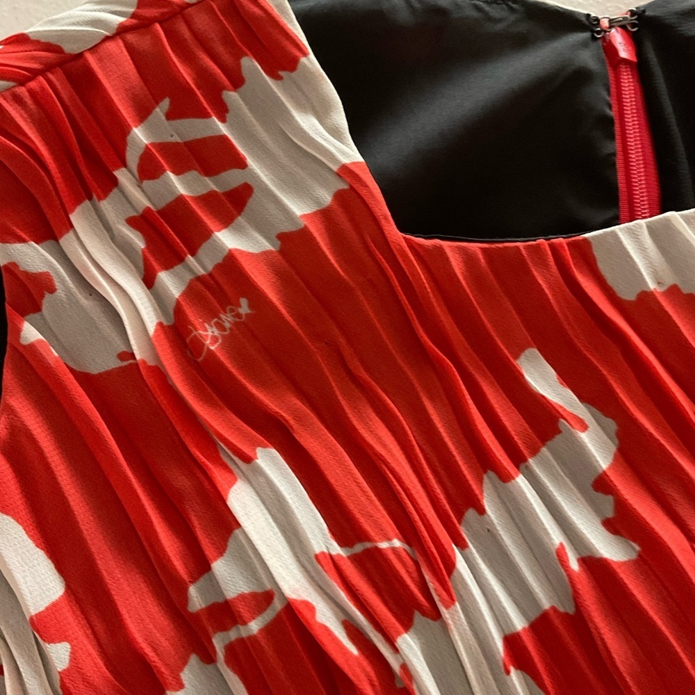 Diane Von Furstenberg “Akeelah” Dress Mini Red-Orange/Black Floral Ruched Size 6 - Picture 8 of 14